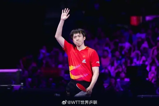 樊振东展现职业球员责任感 程靖淇称赞其赛场担当精神