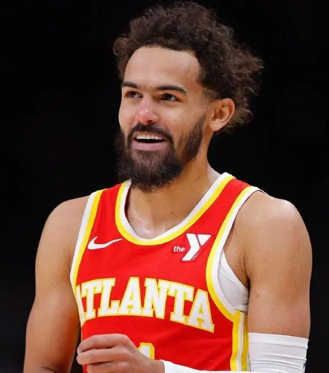 特雷-杨亲自招募促成肯纳德加盟老鹰 球队后卫线实力提升