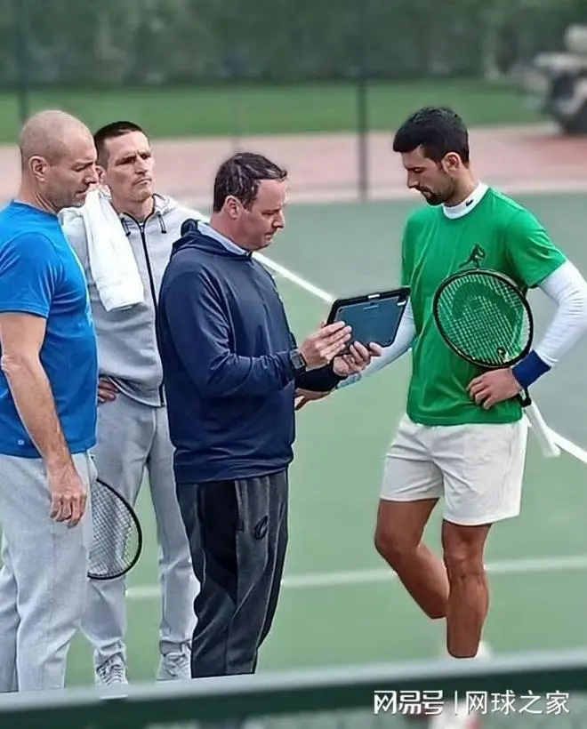 德约科维奇聘请运动生理学专家助力第25冠，职业精神获网友称赞